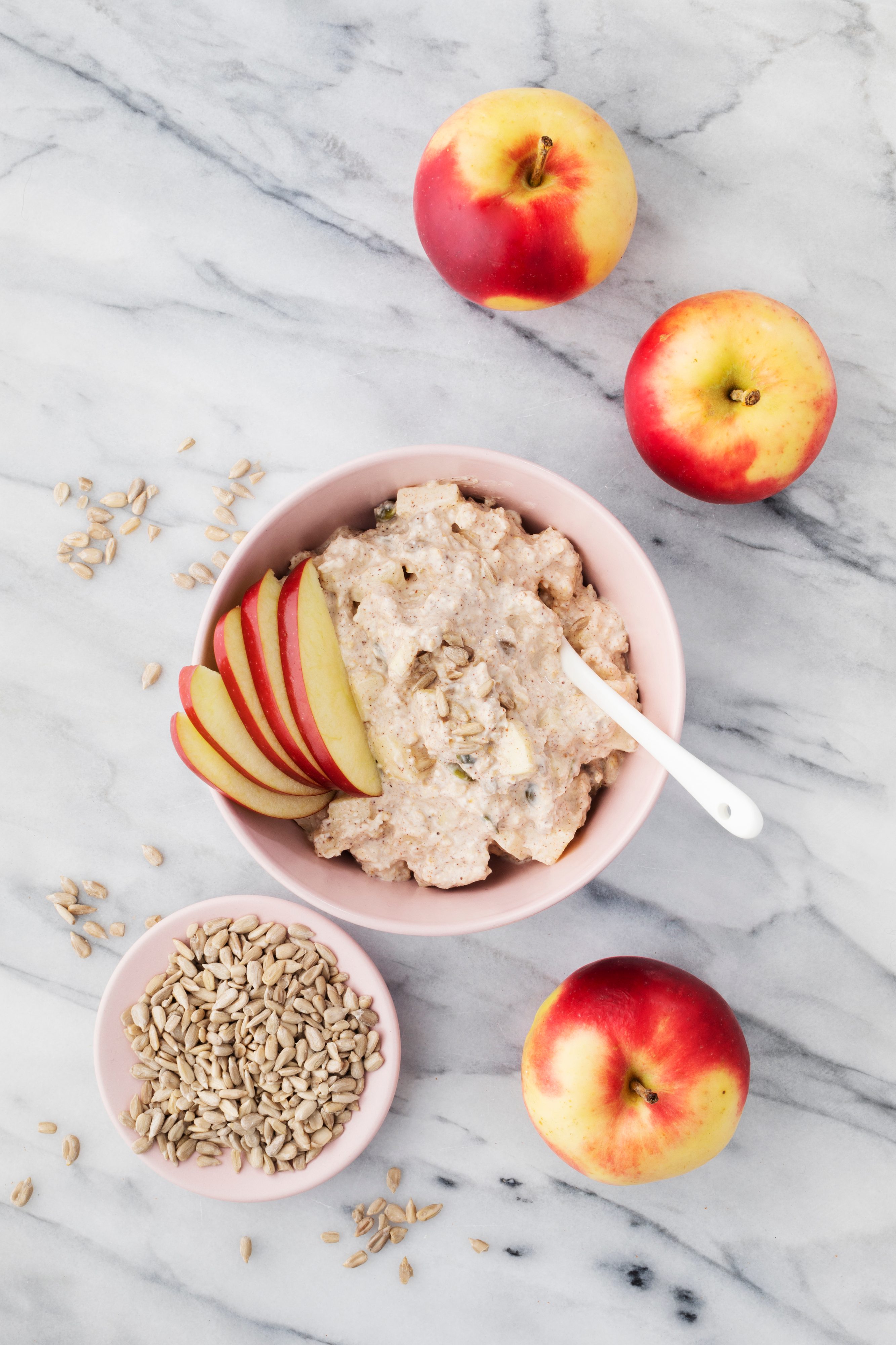 Energismart gröt. Tillred morgongröten utan spis. Gröten passar också utmärkt att ta med på utflykten. Foto: Karin Lindroos/Marthaförbundet